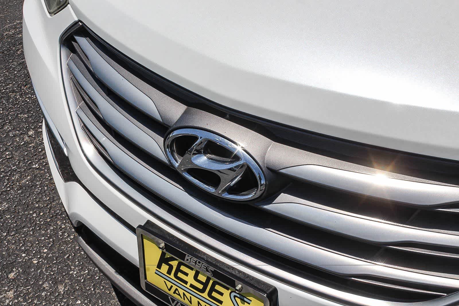 Thumbnail: 2017 Hyundai Santa Fe - 13
