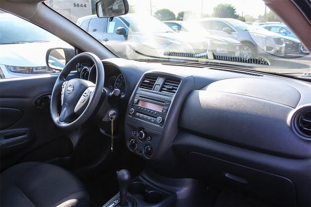 Thumbnail: 2015 Nissan Versa - 16