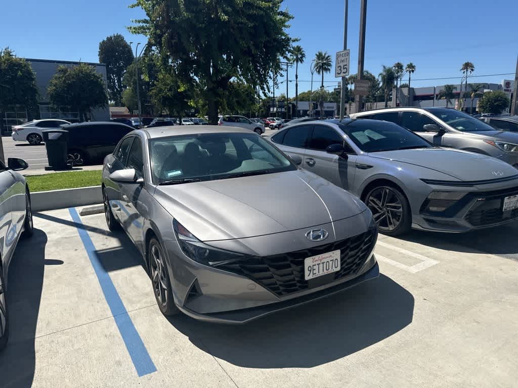 Thumbnail: 2023 Hyundai Elantra - 21