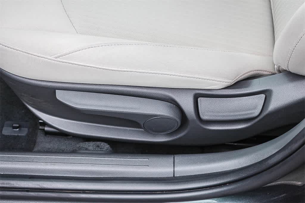 Thumbnail: 2023 Hyundai Sonata - 28