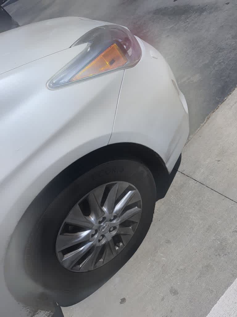Thumbnail: 2012 Toyota Prius - 9
