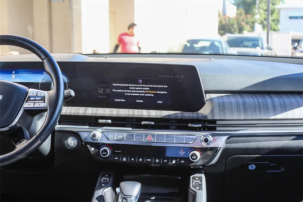 Thumbnail: 2024 Kia Telluride - 18