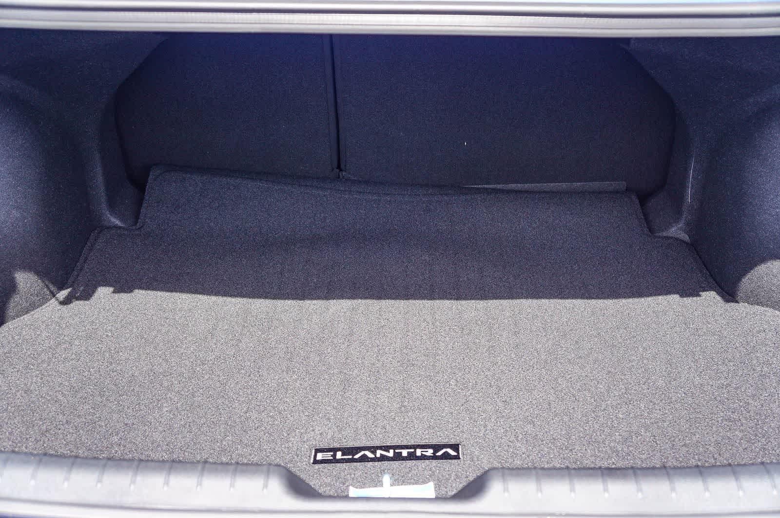 Thumbnail: 2025 Hyundai Elantra - 14