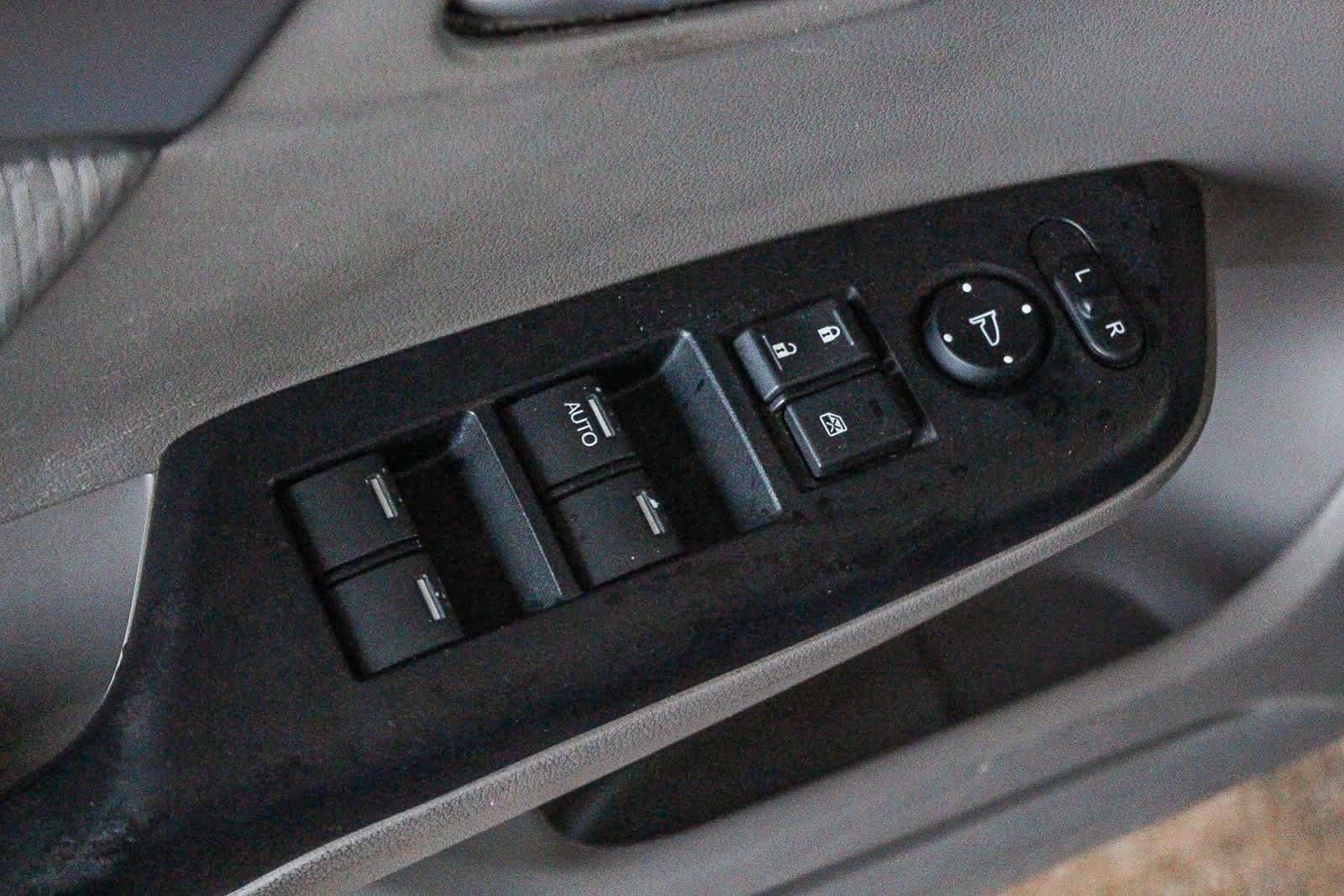 Thumbnail: 2015 Honda Civic - 26