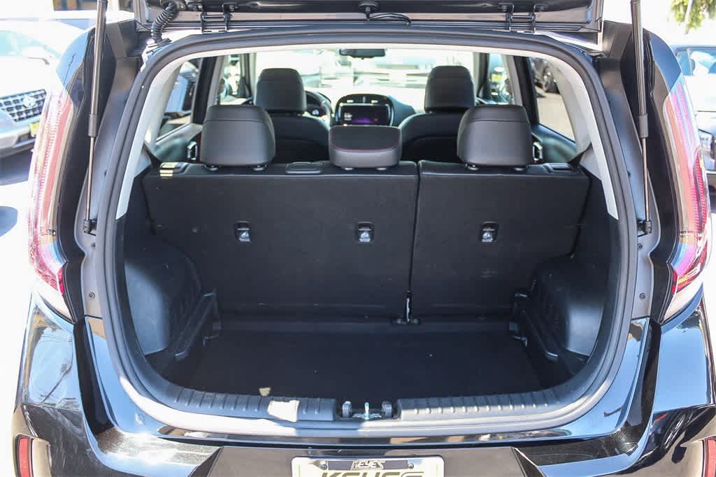 Thumbnail: 2023 Kia Soul - 25