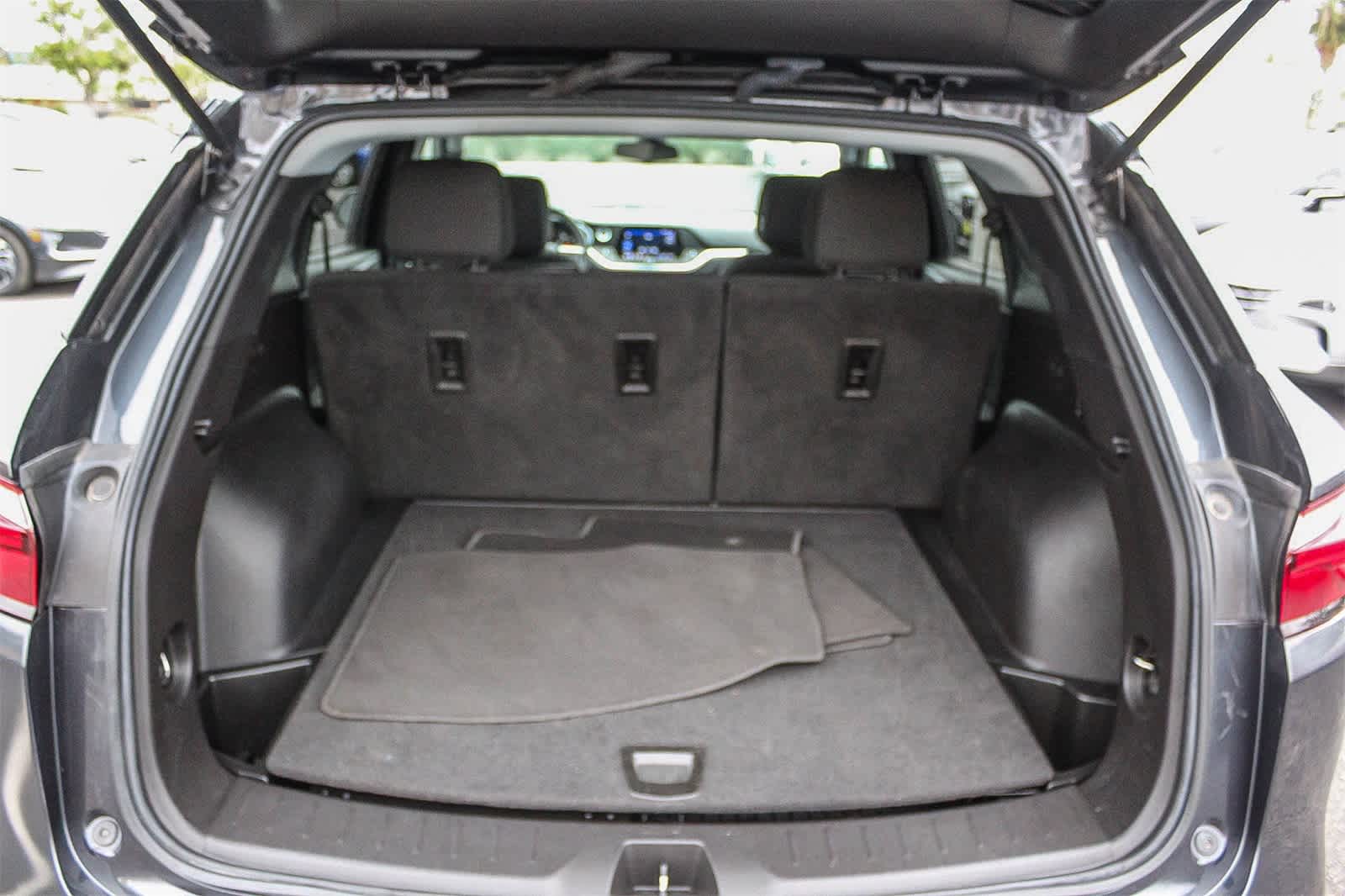 Thumbnail: 2022 Chevrolet Blazer - 36