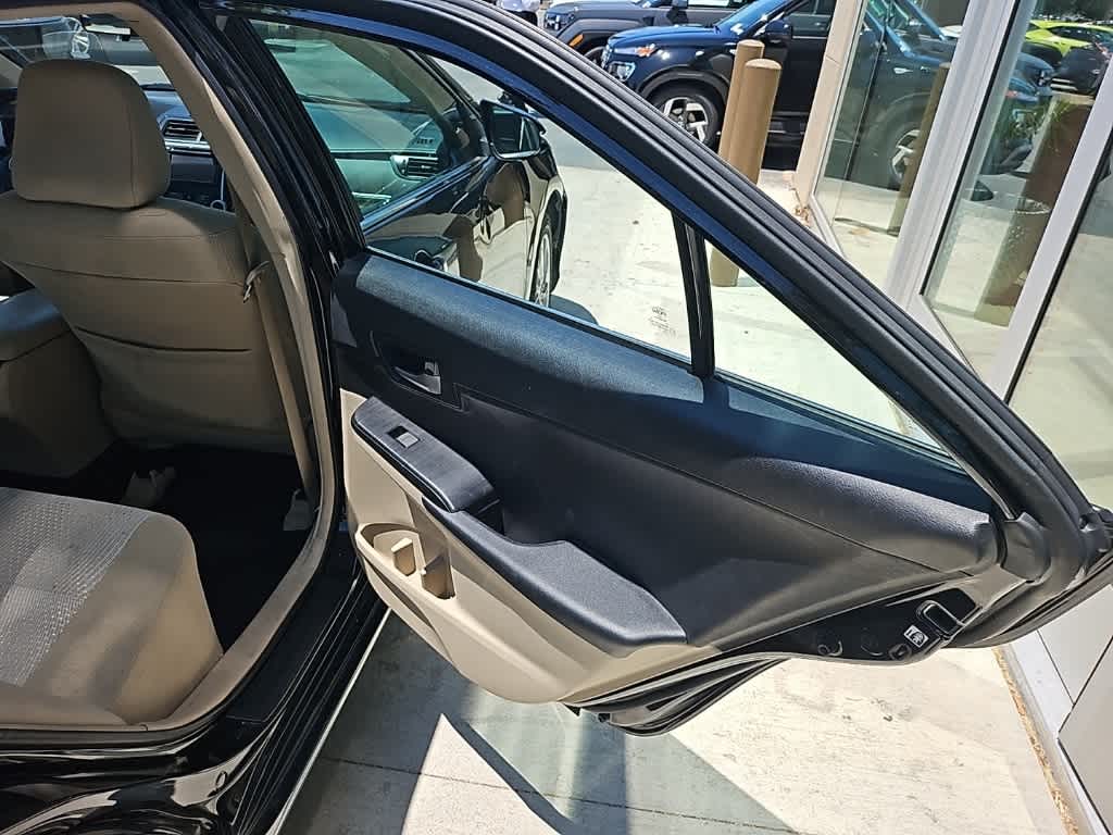 Thumbnail: 2012 Toyota Camry - 13