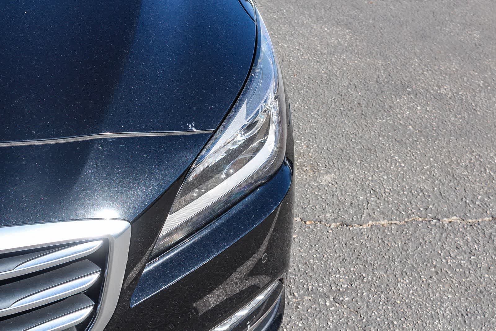 Thumbnail: 2017 Genesis G80 - 16