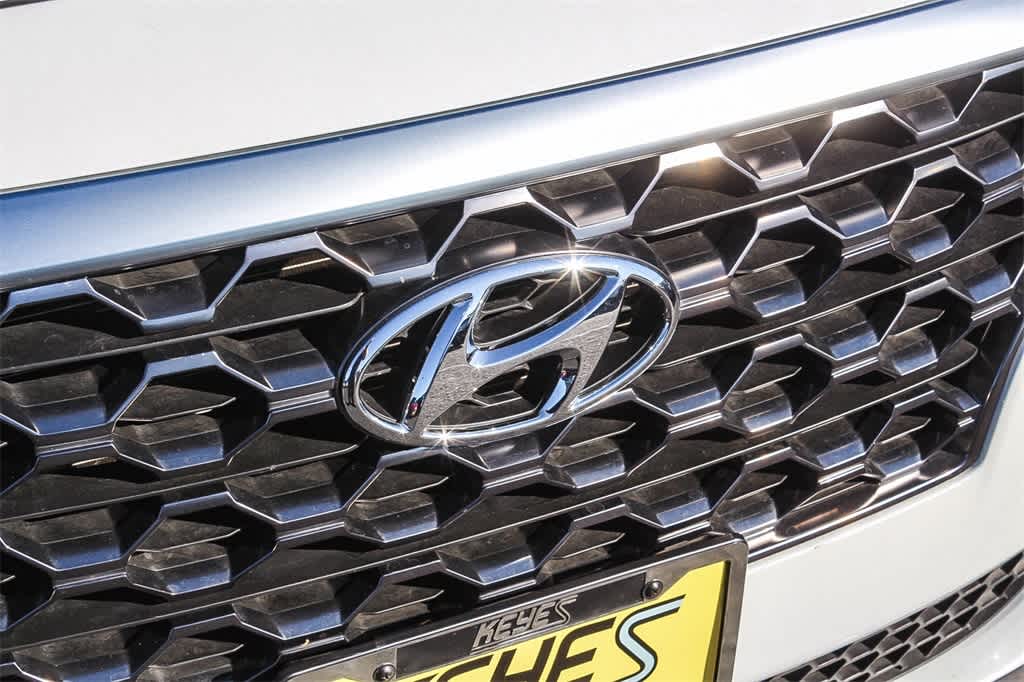 Thumbnail: 2019 Hyundai Santa Fe - 11