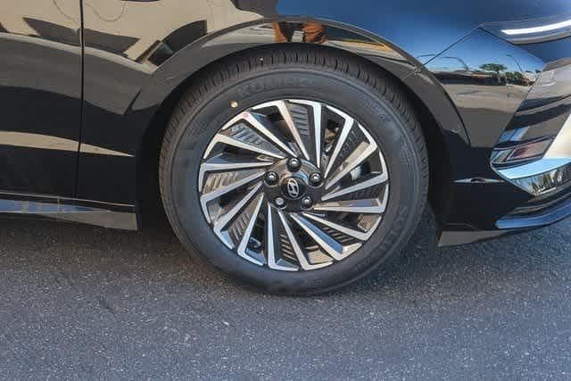 Thumbnail: 2025 Hyundai Sonata - 9