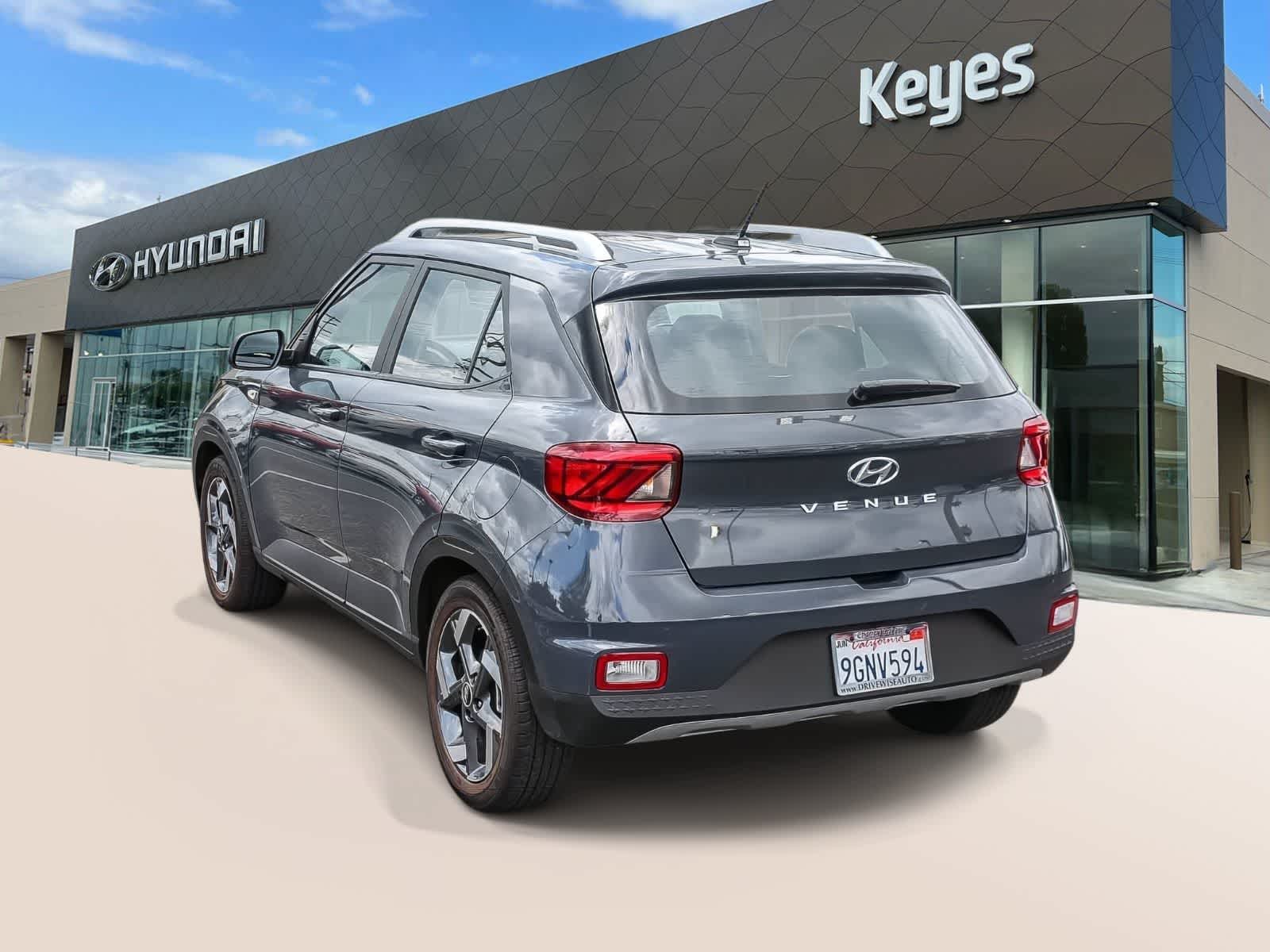 Thumbnail: 2023 Hyundai Venue - 6