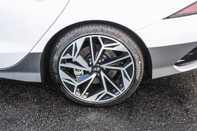 Thumbnail: 2025 Hyundai Ioniq 6 - 8