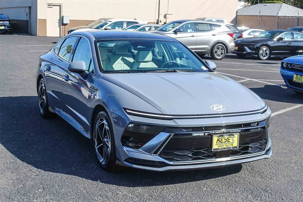 Used 2024 Hyundai Sonata SEL Sedan
