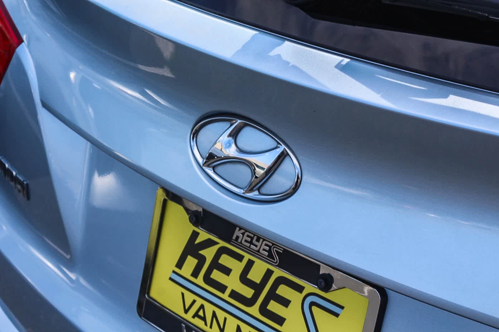 Thumbnail: 2012 Hyundai Tucson - 11