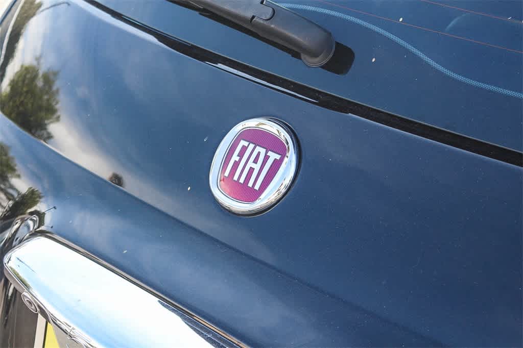 Thumbnail: 2019 Fiat 500e - 8