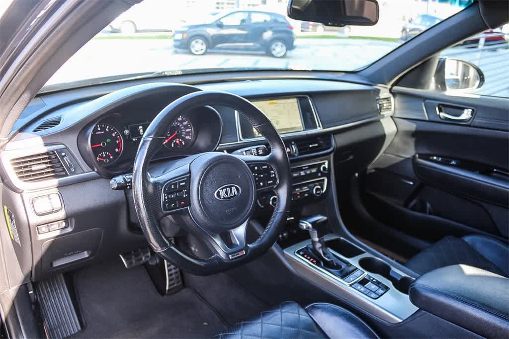 Thumbnail: 2016 Kia Optima - 17