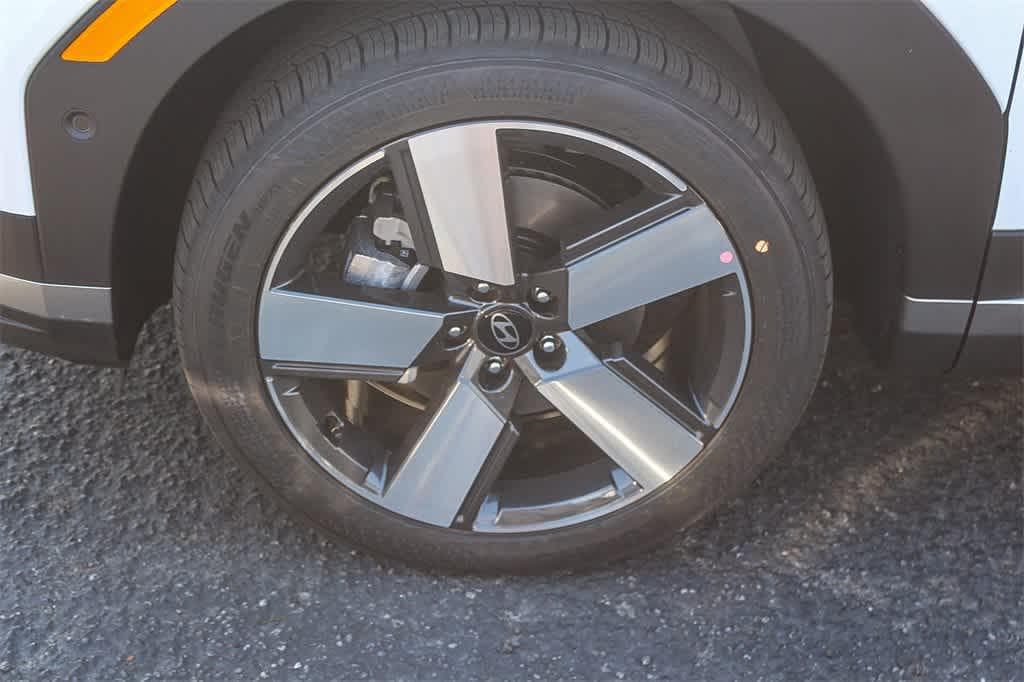 Thumbnail: 2026 Hyundai Santa Fe - 9