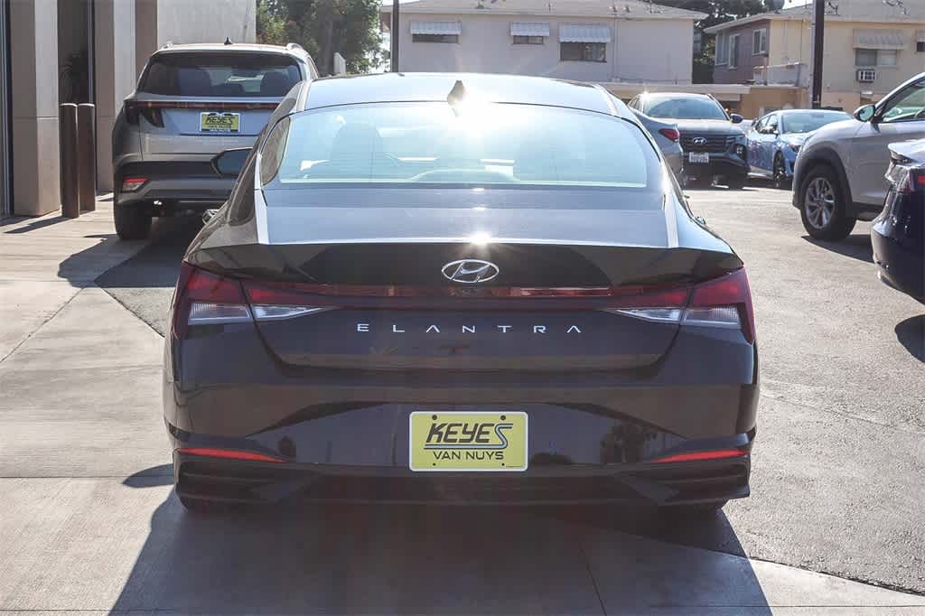 Thumbnail: 2023 Hyundai Elantra - 5