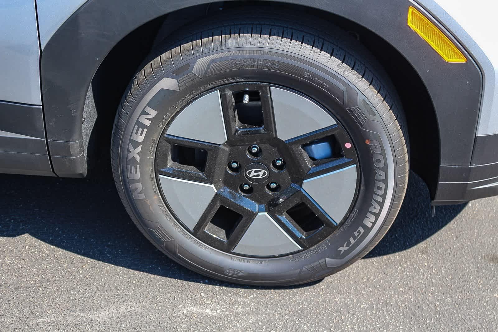 Thumbnail: 2026 Hyundai Santa Fe - 11