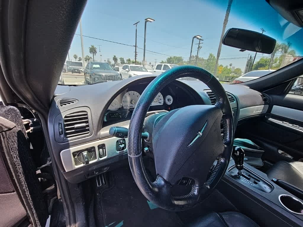 Thumbnail: 2005 Ford Thunderbird - 9