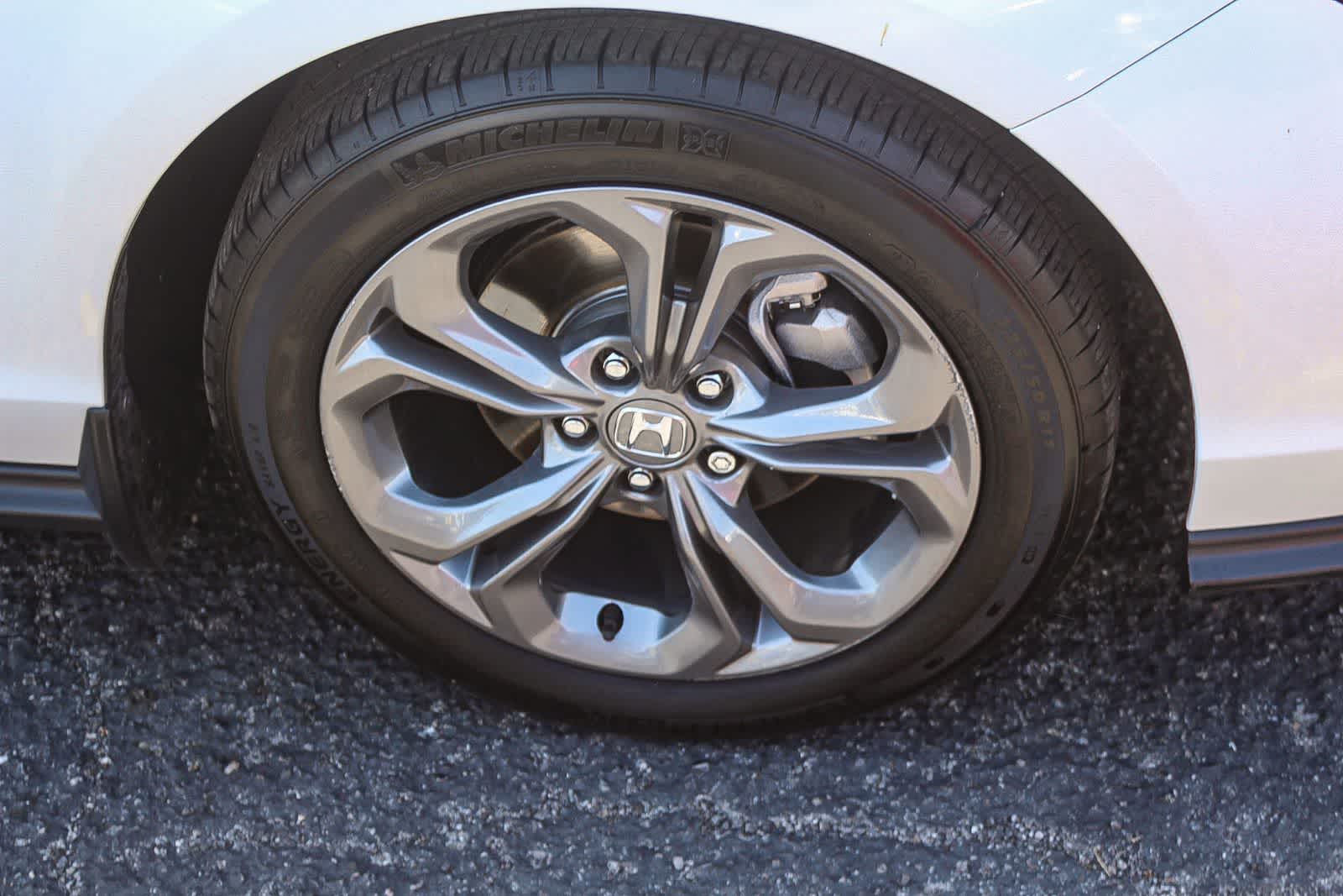 2024 Honda Accord EX - Photo 11
