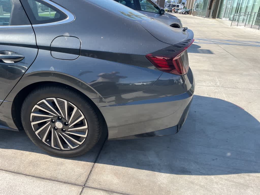 Thumbnail: 2022 Hyundai Sonata - 10