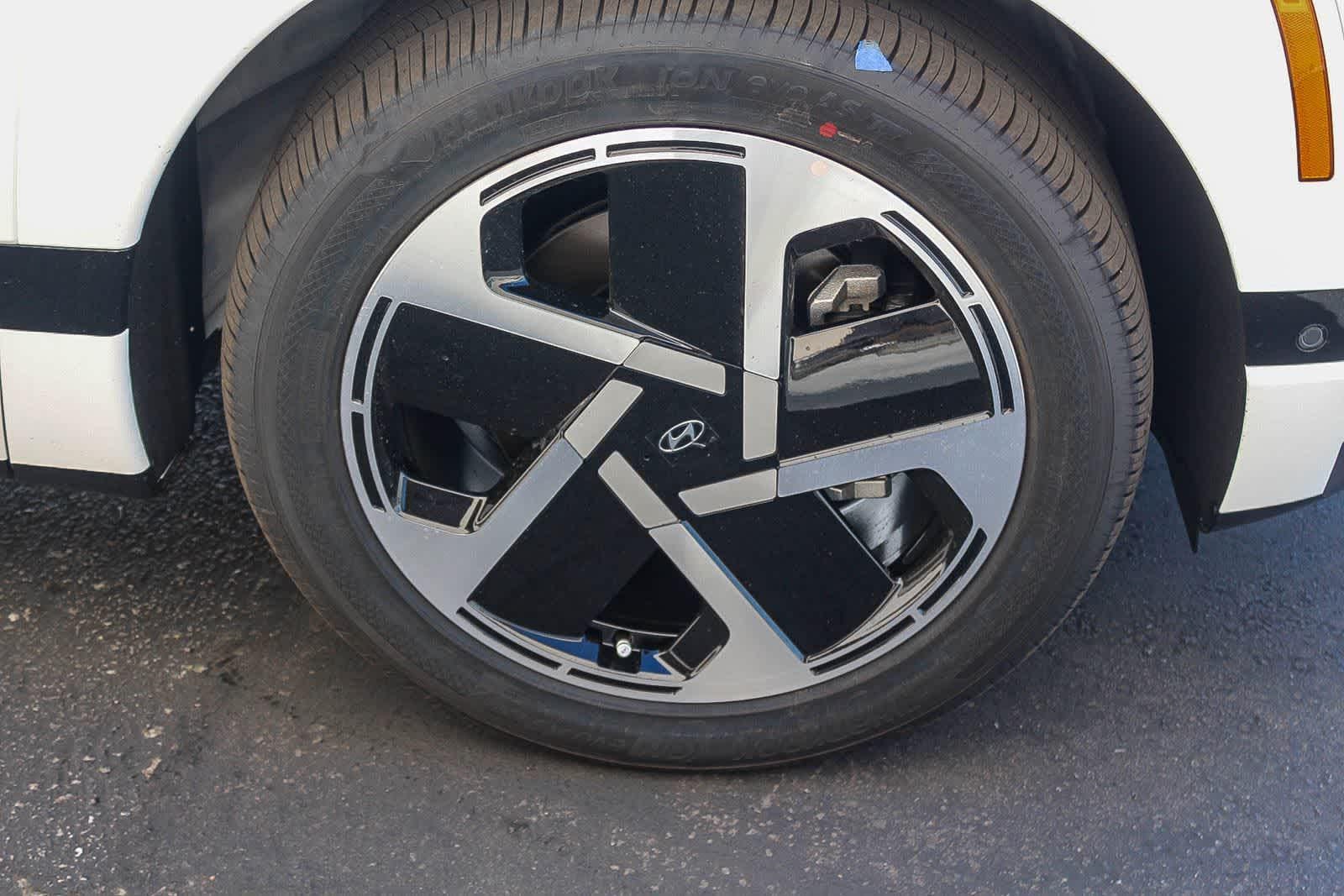 Thumbnail: 2026 Hyundai Ioniq - 11