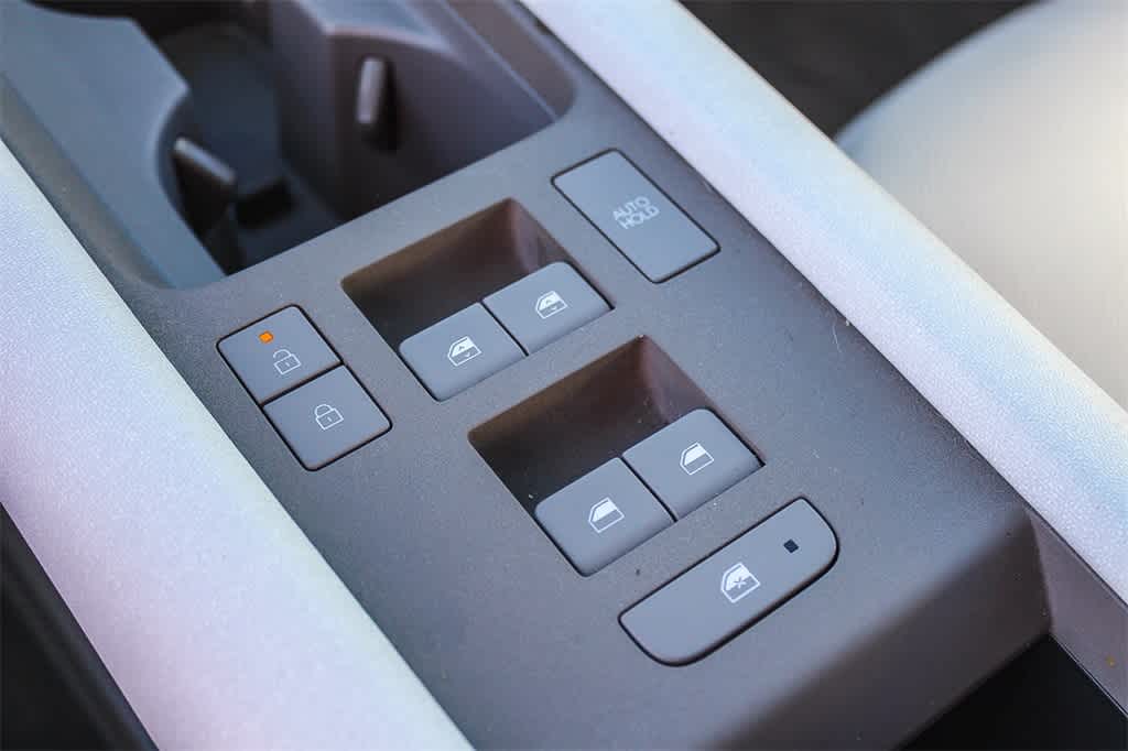 Thumbnail: 2024 Hyundai Ioniq 6 - 22