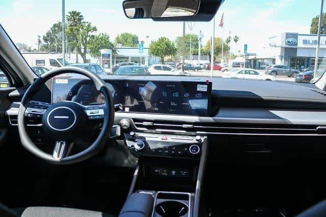 Thumbnail: 2025 Hyundai Sonata - 17