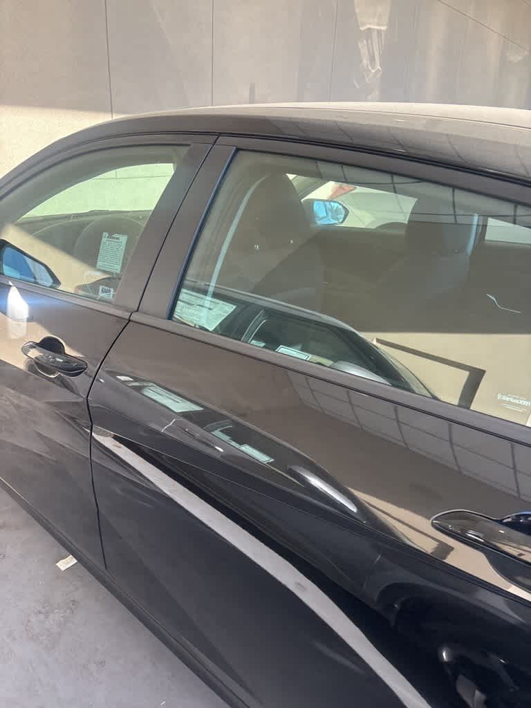 Thumbnail: 2022 Hyundai Elantra - 28