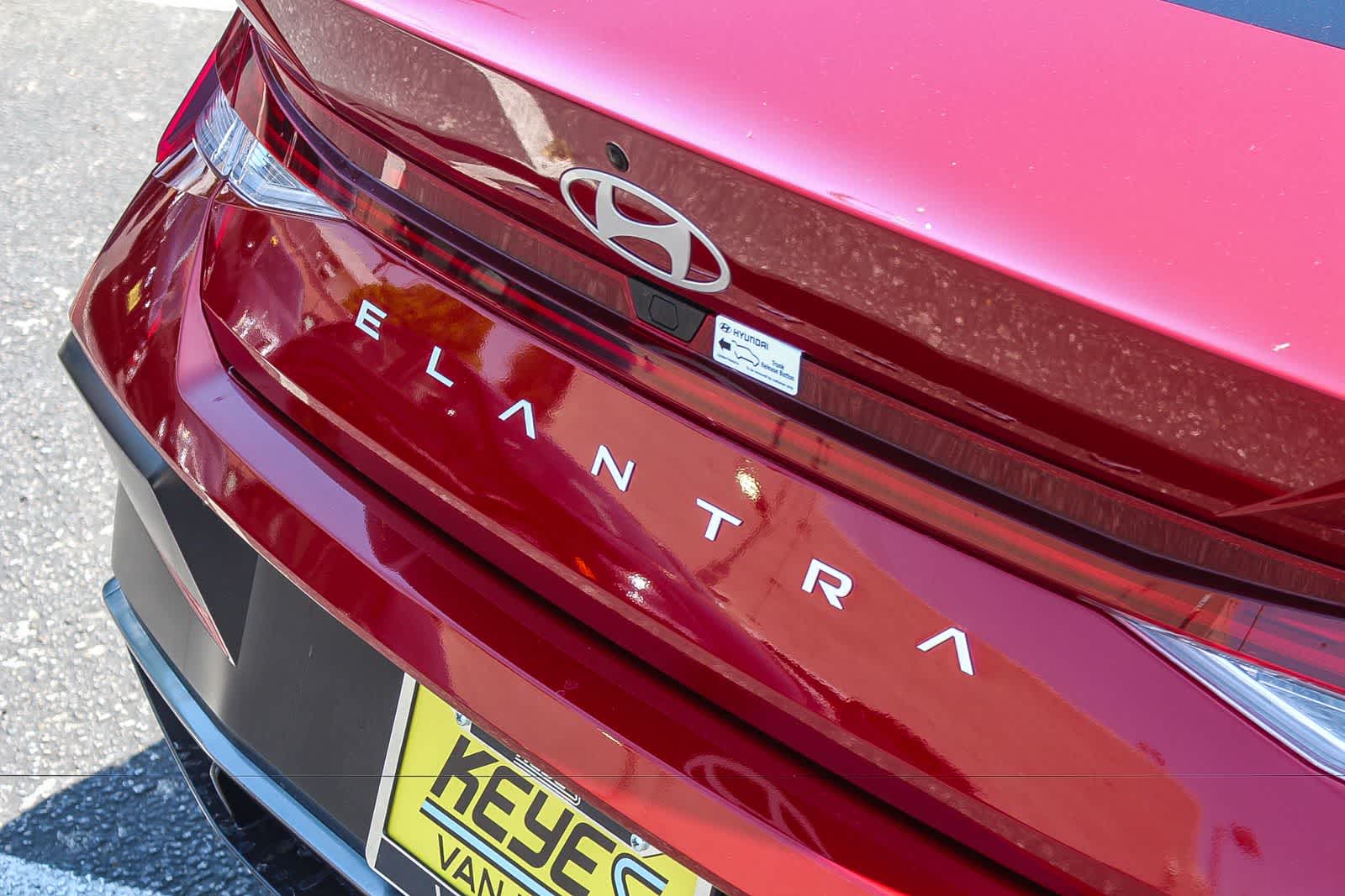 Thumbnail: 2025 Hyundai Elantra - 8