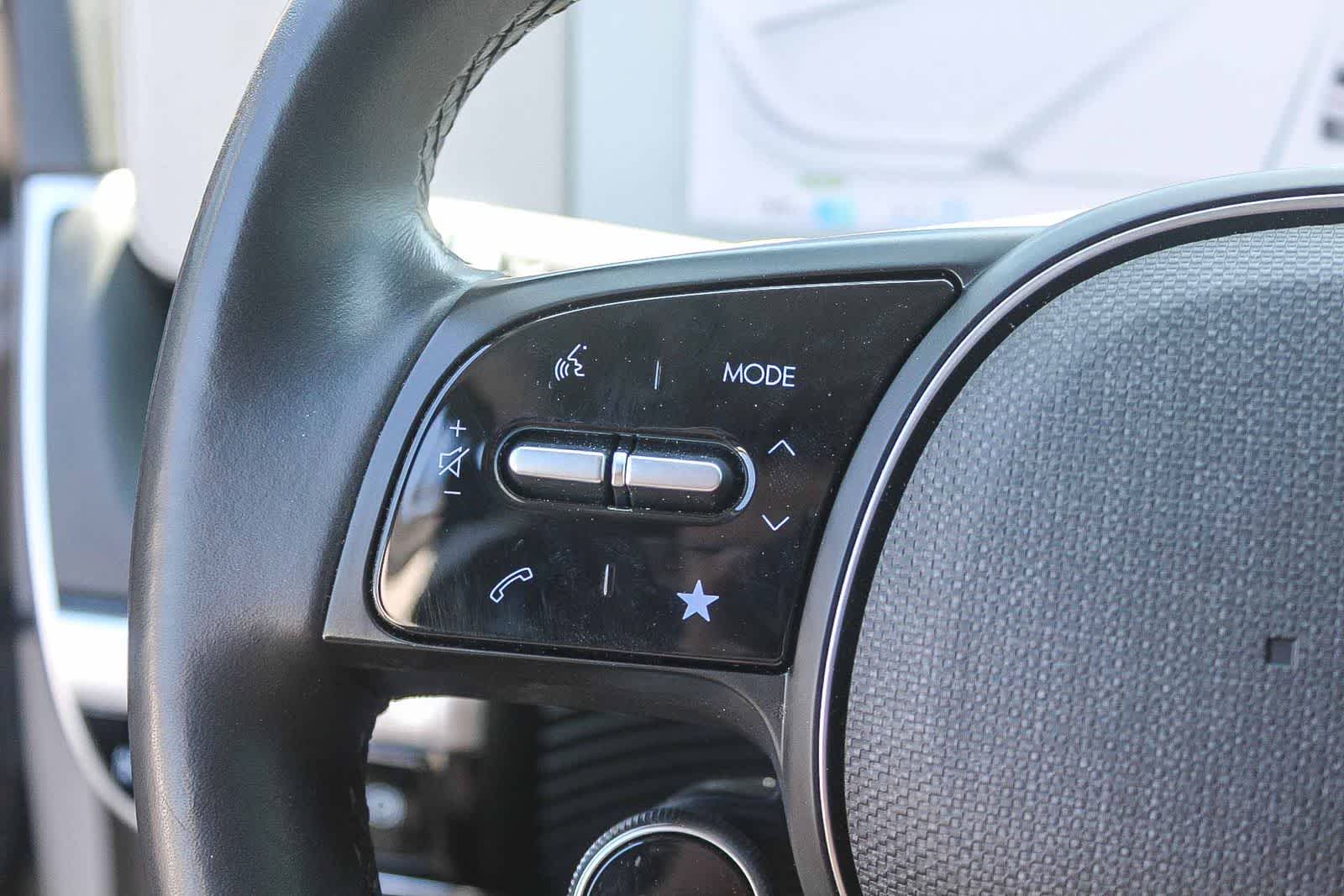 Thumbnail: 2024 Hyundai Ioniq 5 - 31