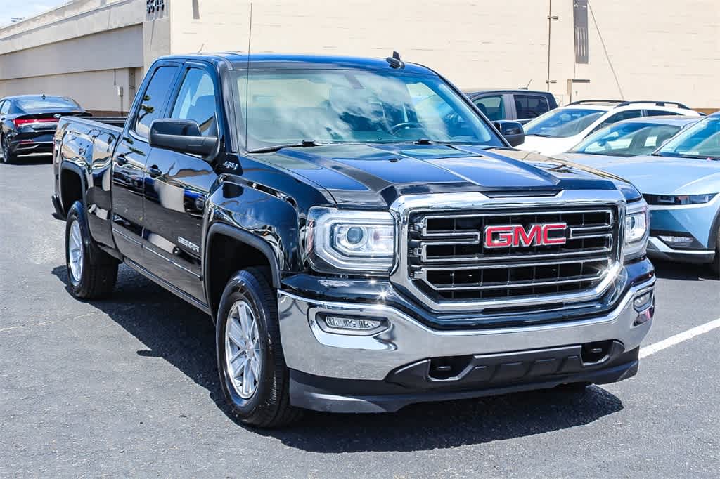 2018 GMC Sierra 1500 SLE 3