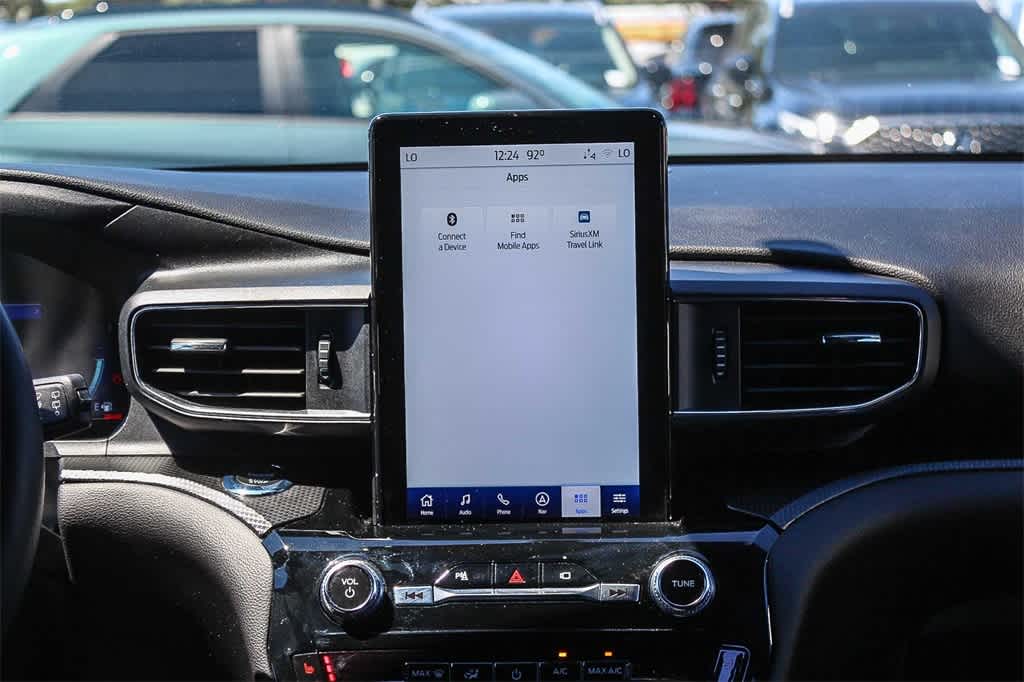 Thumbnail: 2022 Ford Explorer - 17