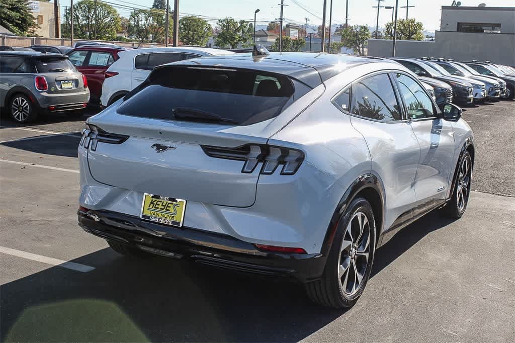 Thumbnail: 2022 Ford Mustang Mach-E - 4