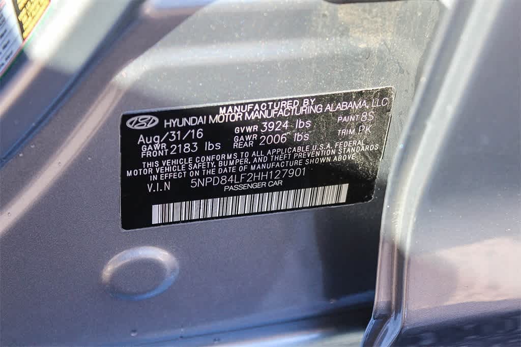 Thumbnail: 2017 Hyundai Elantra - 38