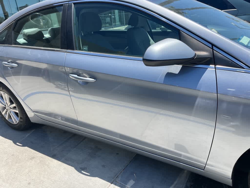 Thumbnail: 2016 Hyundai Sonata - 23