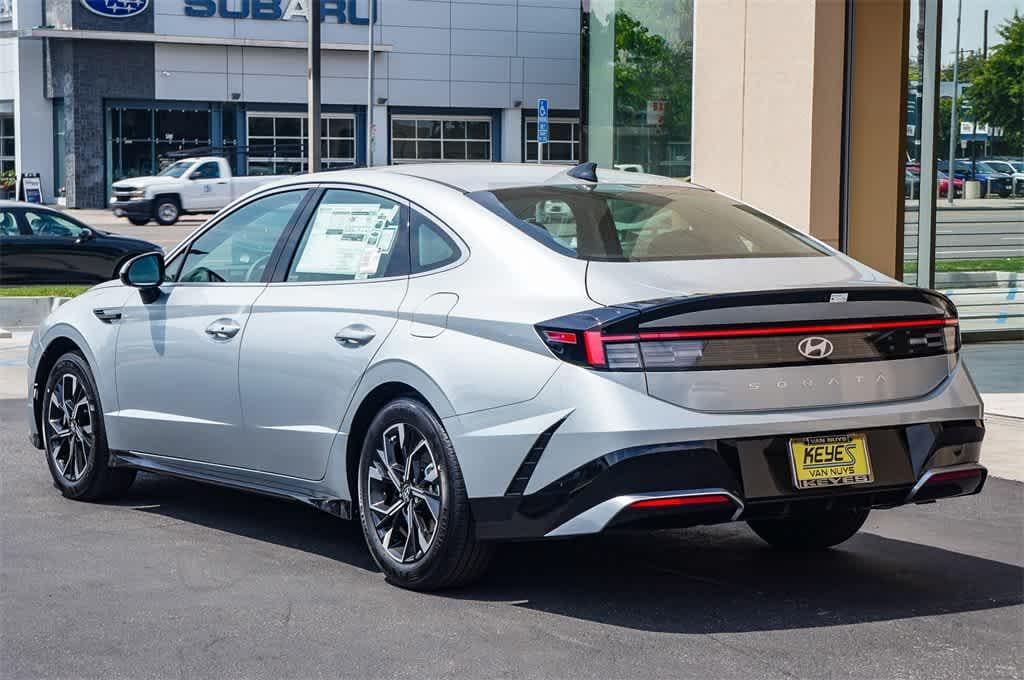 Thumbnail: 2025 Hyundai Sonata - 2