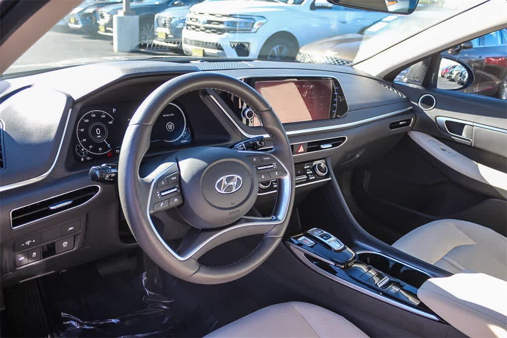 Thumbnail: 2023 Hyundai Sonata - 22