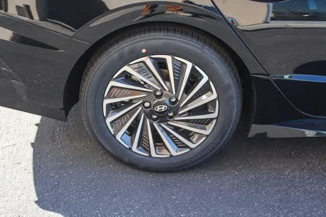 Thumbnail: 2025 Hyundai Sonata - 8