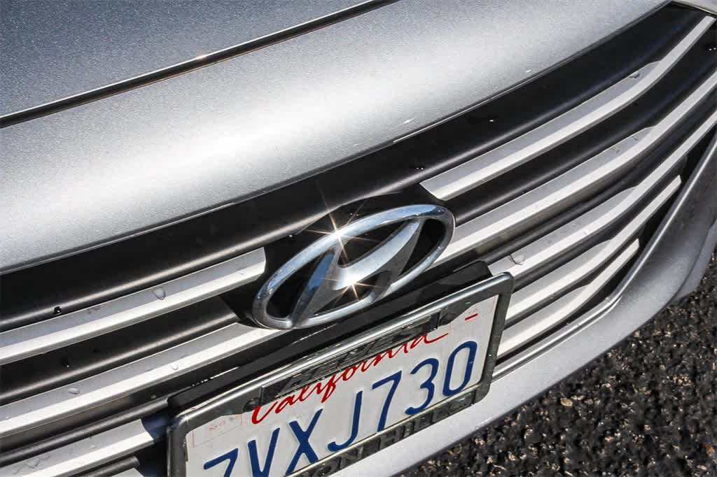 Thumbnail: 2017 Hyundai Elantra - 16