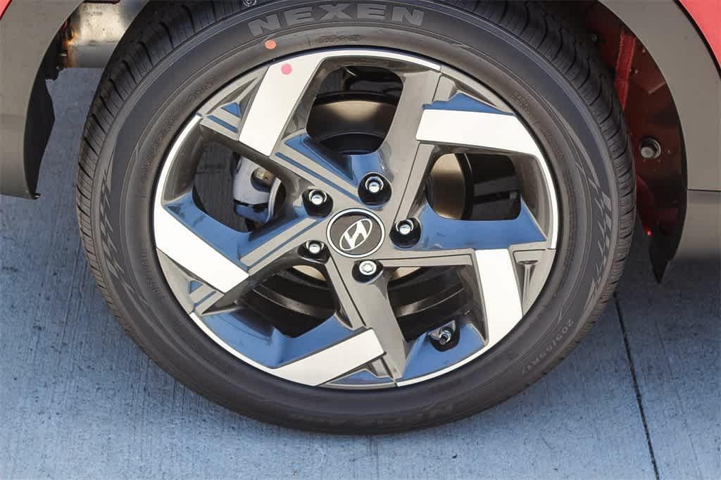 Thumbnail: 2025 Hyundai Venue - 8