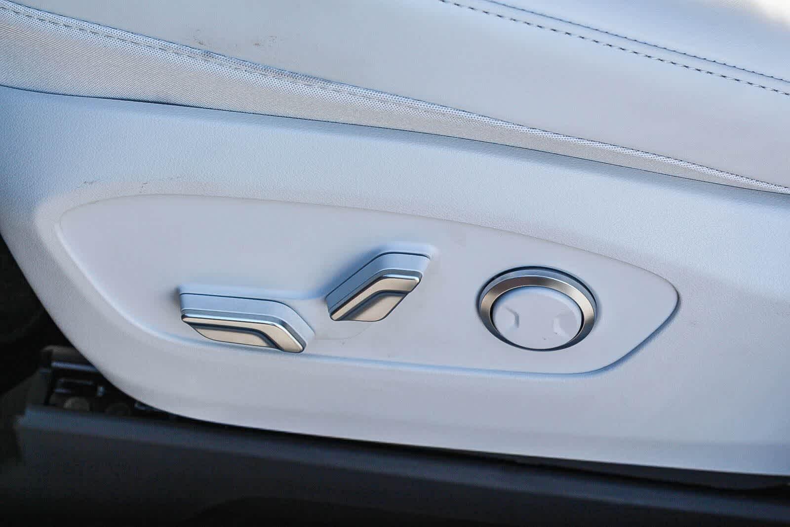 Thumbnail: 2026 Hyundai Ioniq - 28