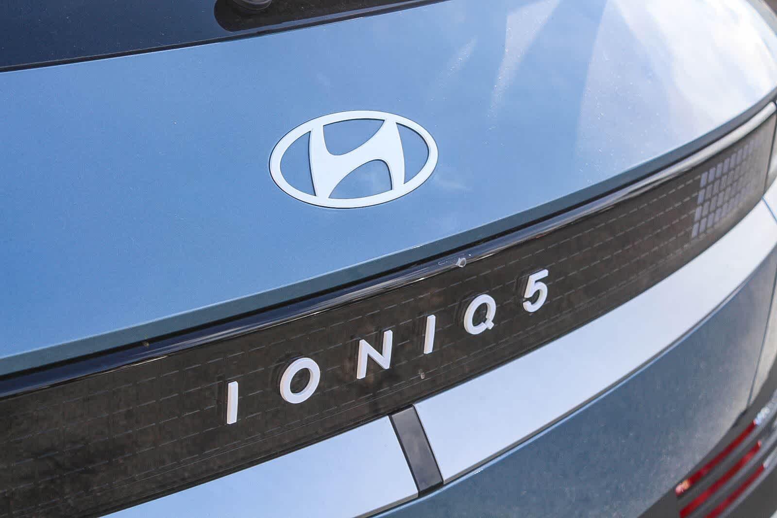 Thumbnail: 2026 Hyundai Ioniq 5 - 14