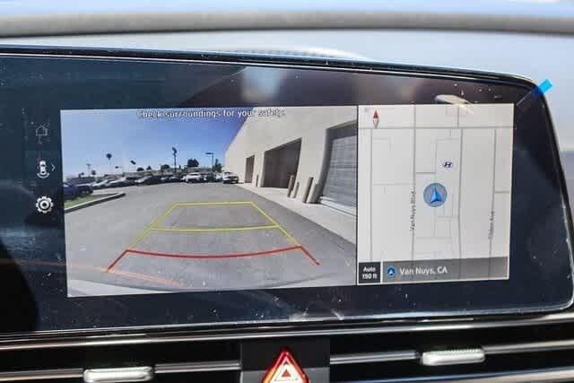 Thumbnail: 2025 Hyundai Elantra - 25