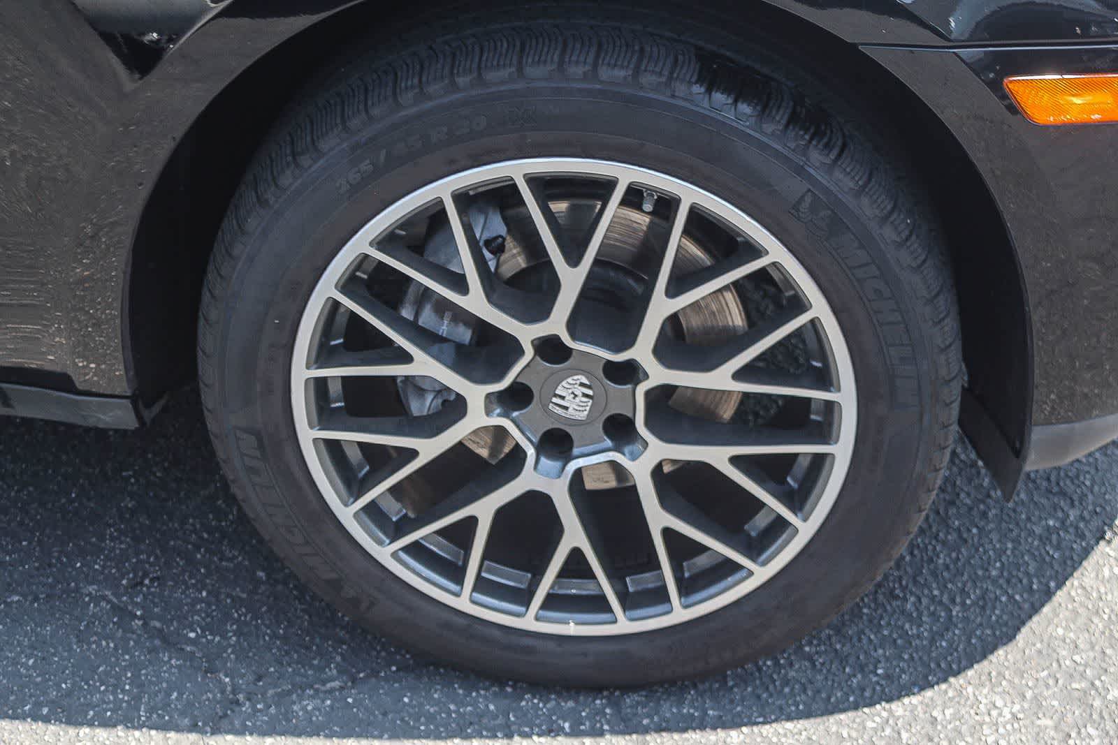 Thumbnail: 2018 Porsche Macan - 12