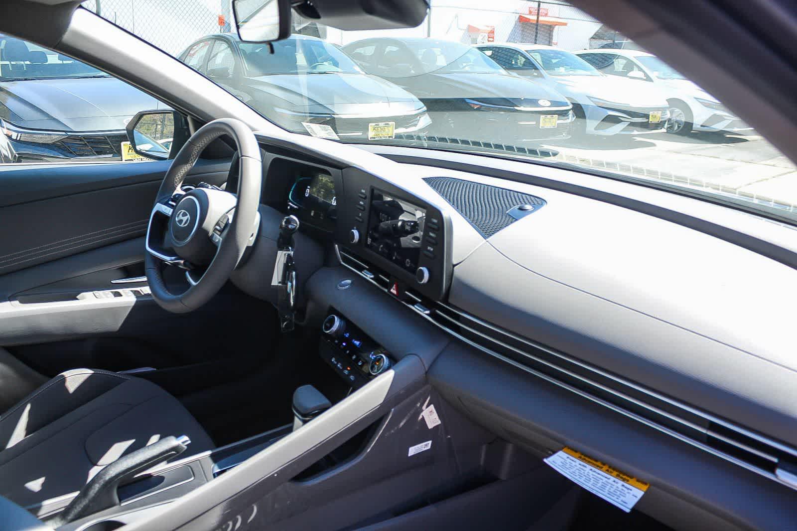 Thumbnail: 2026 Hyundai Elantra - 23