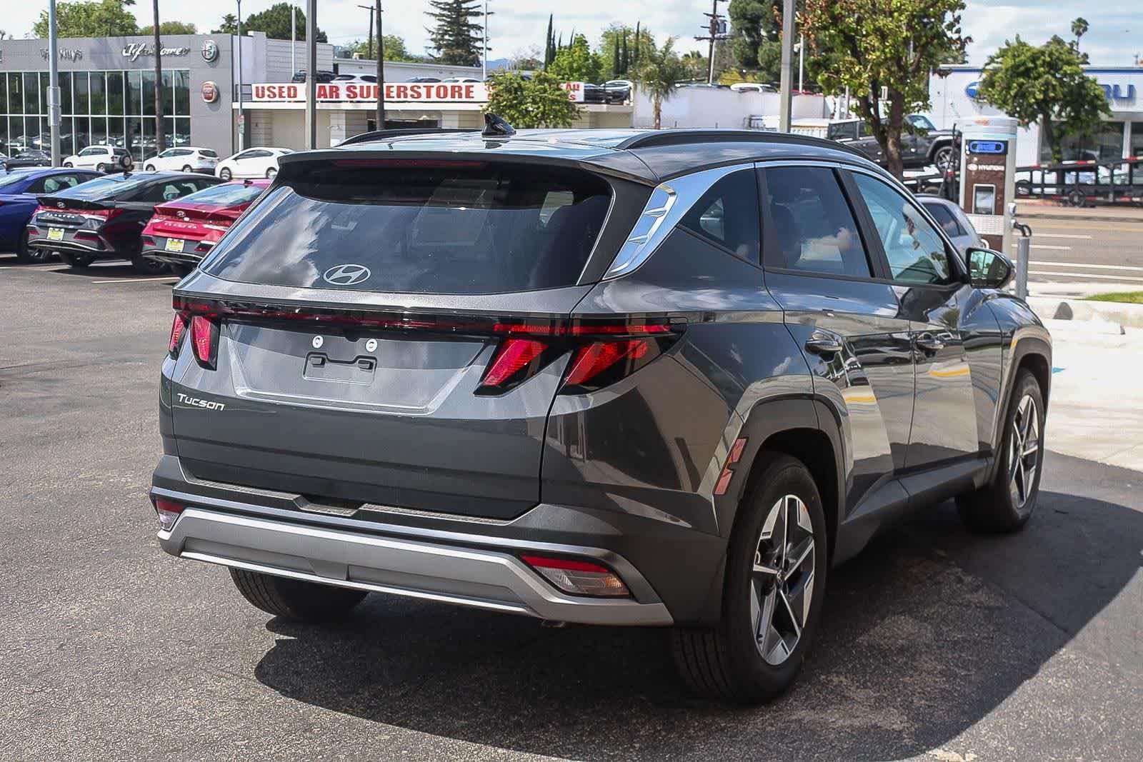Thumbnail: 2026 Hyundai Tucson - 4