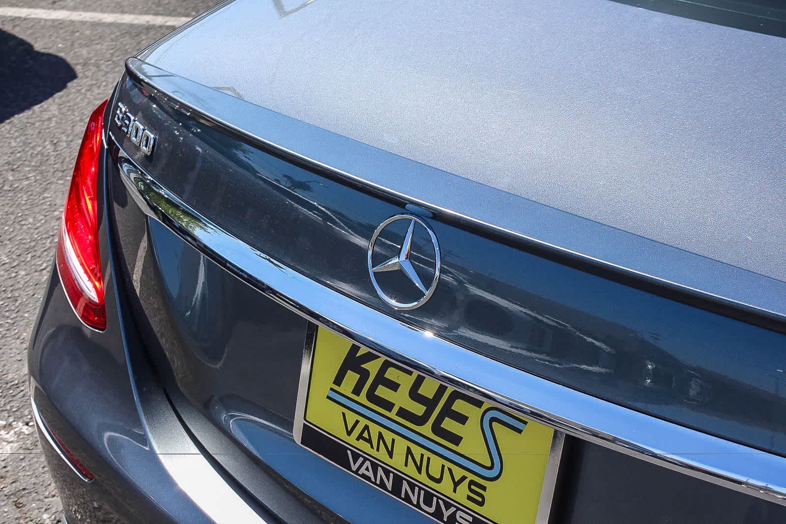 Thumbnail: 2017 Mercedes-Benz E-Class - 9