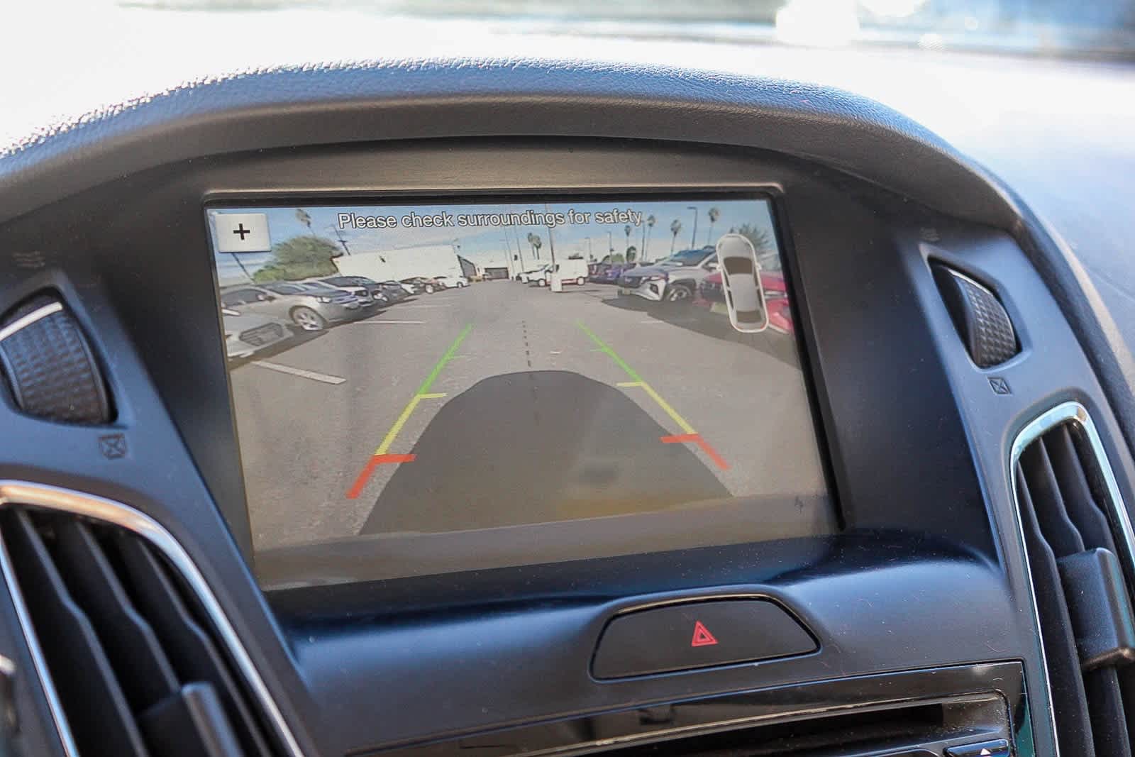 Thumbnail: 2017 Ford Focus - 35